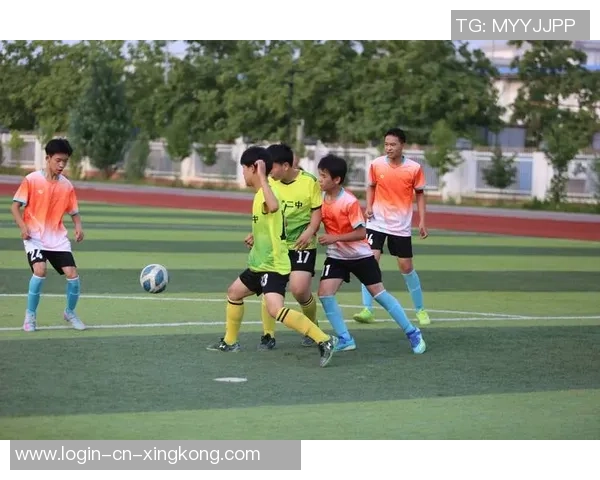 足球行进间操的魅力与技巧探讨助力青少年全面发展与健康成长